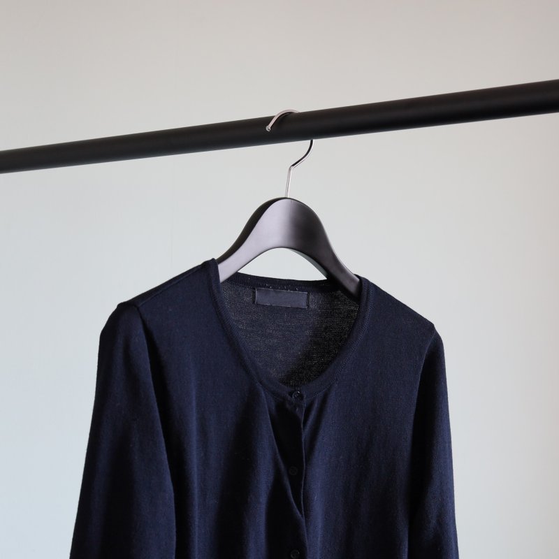 画像2: 【1本】レディース向け木製シャツハンガー38cm 艶消しブラック  (2)