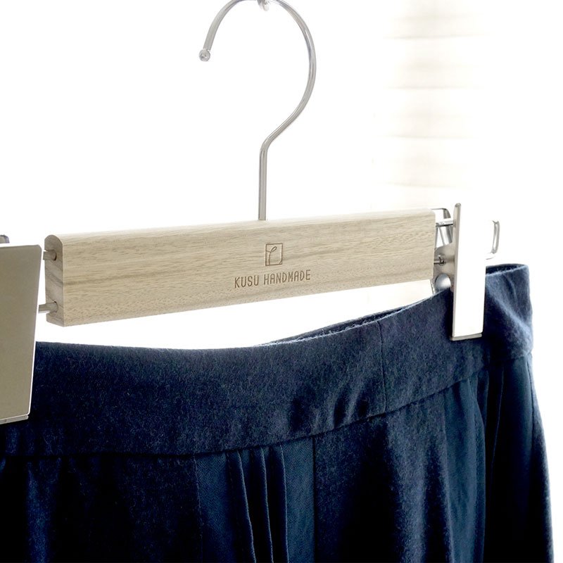 画像2: 天然くすのきを使用したボトムハンガーピンチ式 (2)