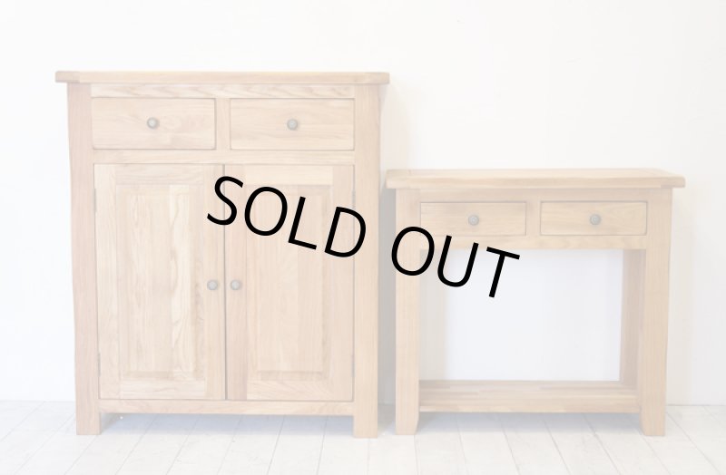 画像2: 高級感のあるオイル仕上げ オーク 本物志向のリビングキャビネット ナチュラル (2)