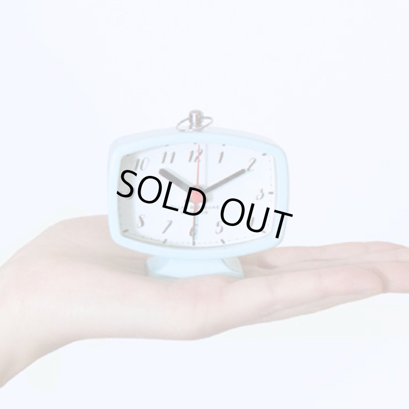 画像4: 手のひらサイズレトロデザインのアラームクロック (4)