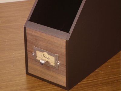画像1: 木製ファイルボックス　ウォルナット　ブラウン　レトロモダンなデザイン