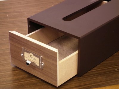 画像1: 木製ティッシュボックス　ウォルナット　レトロモダンなデザイン