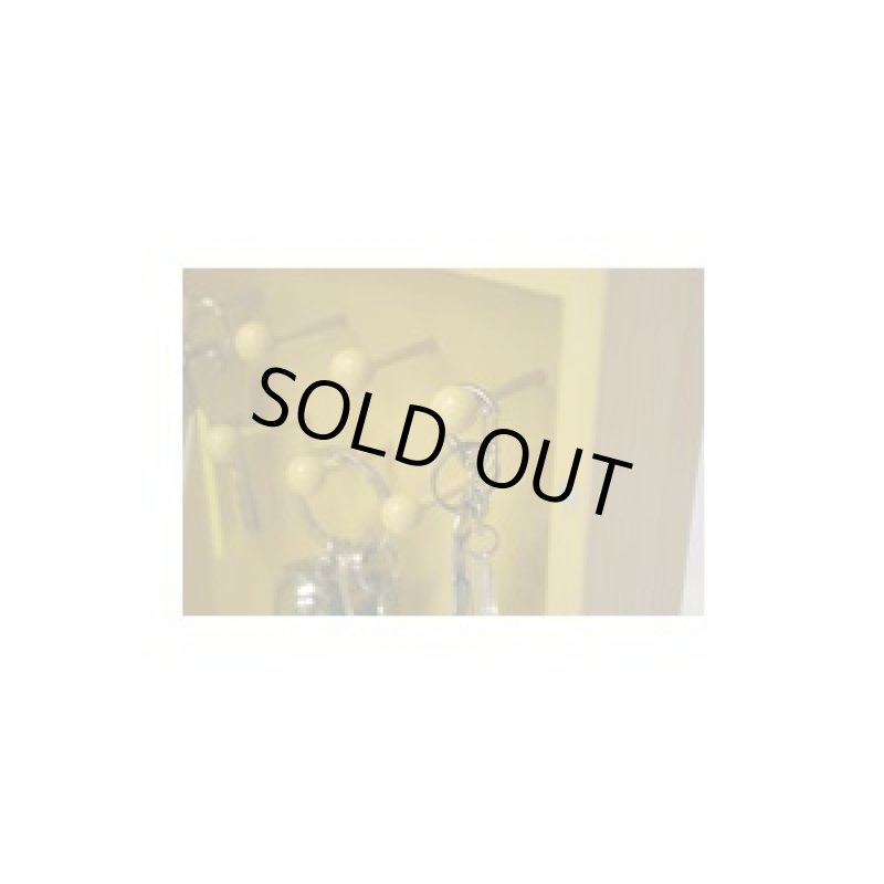 画像2: 木製壁掛けキーボックス 3カラー (2)