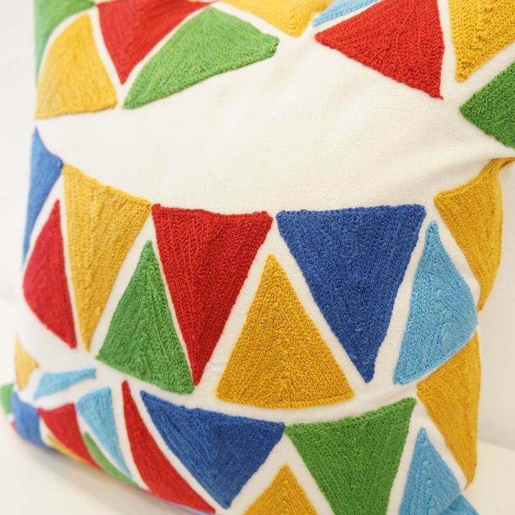 クッションカバー 45×45 コットン刺繍 フラッグ柄（旗柄） シンプル 